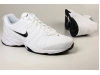 NIKE T-Lite Sneaker